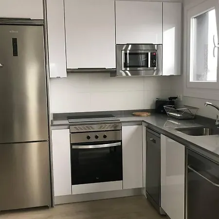 Atico Miramar, アパート